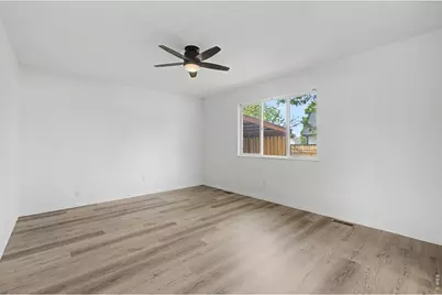 1002 Teton Ct, Windsor, CO 80550 - Photo 10