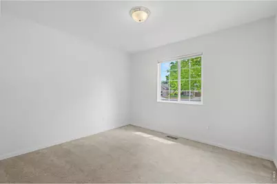 1002 Teton Ct, Windsor, CO 80550 - Photo 14