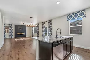 15574 Quince Cir, Thornton, CO 80602 - Photo 14