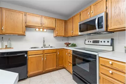 1546 W 29th St, Loveland, CO 80538 - Photo 6