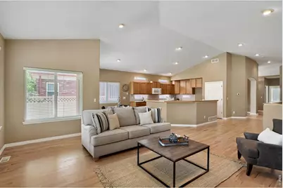 1013 Boxelder Cir, Longmont, CO 80503 - Photo 6