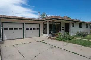 405 W Geneseo St, Lafayette, CO 80026 - Photo 2
