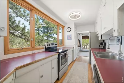 2031 Mall Rd, Estes Park, CO 80517 - Photo 16