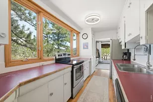 2031 Mall Rd, Estes Park, CO 80517 - Photo 16