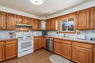 201 Namaqua Rd, Loveland, CO 80537 - Photo 12