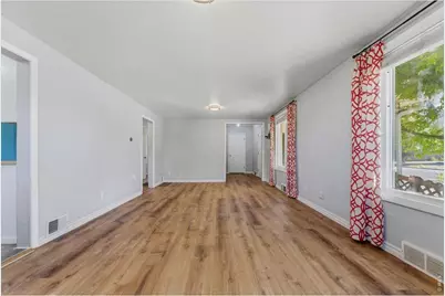 1110 14th Ave, Greeley, CO 80631 - Photo 6