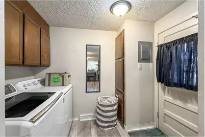 2051 Collyer St, Longmont, CO 80501 - Photo 14