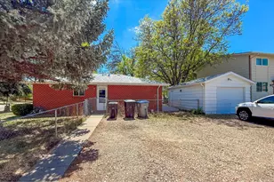 2051 Collyer St, Longmont, CO 80501 - Photo 34