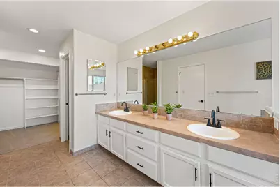 1464 Cherrywood Way, Longmont, CO 80504 - Photo 24