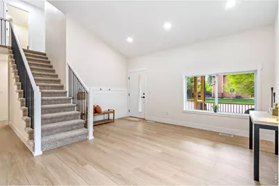 2212 Stonegate Dr, Fort Collins, CO 80525 - Photo 2