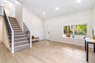 2212 Stonegate Dr, Fort Collins, CO 80525 - Photo 2