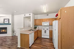 3002 W Elizabeth St, Fort Collins, CO 80521 - Photo 12