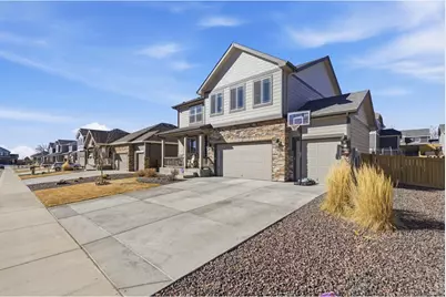 6807 Gateway Crossing St, Wellington, CO 80549 - Photo 2