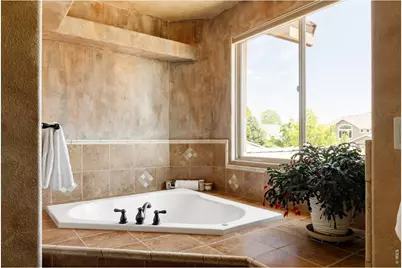 4725 Valley Oak Dr, Loveland, CO 80538 - Photo 20
