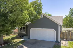 2124 W Centennial Dr, Louisville, CO 80027 - Photo 2