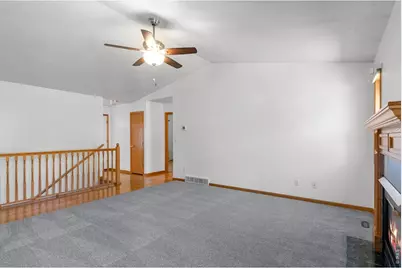 207 N 44th Ave, Greeley, CO 80634 - Photo 6