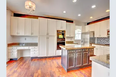 5869 Scenic Ave, Longmont, CO 80504 - Photo 6