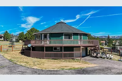 2408 Longview Dr, Estes Park, CO 80517 - Photo 2