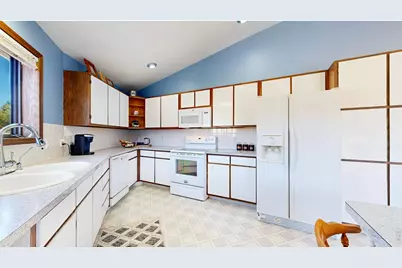 2408 Longview Dr, Estes Park, CO 80517 - Photo 12