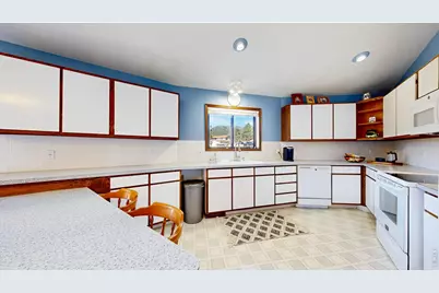2408 Longview Dr, Estes Park, CO 80517 - Photo 8
