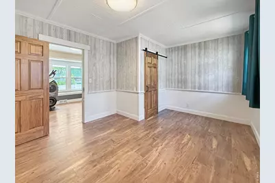 527 S Bowman Ave, Holyoke, CO 80734 - Photo 4