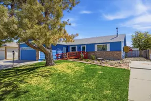 3726 Conifer Dr, Loveland, CO 80538 - Photo 4