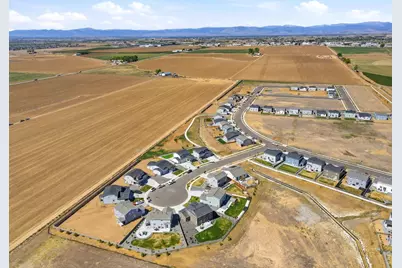 5817 Farmstead Pl, Mead, CO 80504 - Photo 2