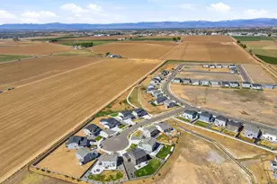 5817 Farmstead Pl, Mead, CO 80504 - Photo 2