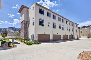 2250 S McIntyre St, Lakewood, CO 80228 - Photo 38