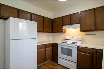 2437 Clearview Ave, Fort Collins, CO 80521 - Photo 2