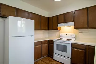 2437 Clearview Ave, Fort Collins, CO 80521 - Photo 2