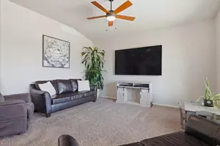 4680 Mountain Sky Ct, Johnstown, CO 80534 - Photo 6