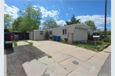 9069 Mandel St, Denver, CO 80260 - Photo 2
