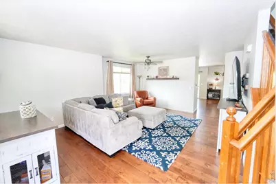 2241 Ponderosa Pl, Erie, CO 80516 - Photo 4