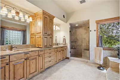 2114 Shoreside Dr, Berthoud, CO 80513 - Photo 24