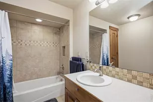 2114 Shoreside Dr, Berthoud, CO 80513 - Photo 30