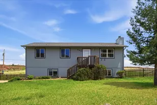 804 Redwood Ct, Bellvue, CO 80512 - Photo 2