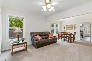 727 E 8th St, Loveland, CO 80537 - Photo 2