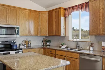 510 Lakeside Pl, Windsor, CO 80550 - Photo 14