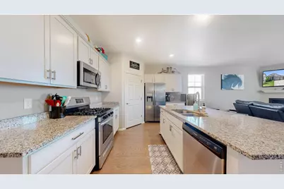 334 Central Ave, Severance, CO 80550 - Photo 4