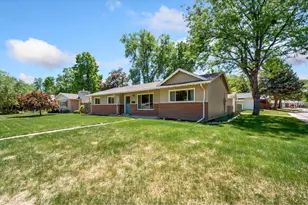 1025 Montview Rd, Fort Collins, CO 80521 - Photo 2