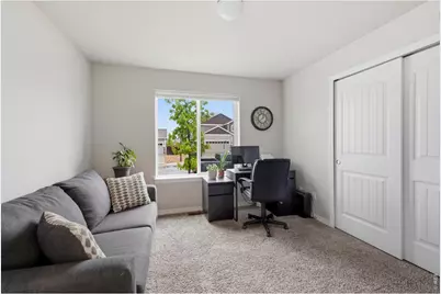 1869 Egnar St, Loveland, CO 80538 - Photo 16