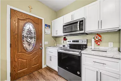 504 12th St, Greeley, CO 80631 - Photo 8