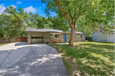404 Irish Dr, Fort Collins, CO 80521 - Photo 2