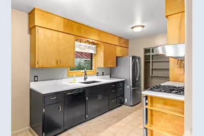 414 W 13th St, Loveland, CO 80537 - Photo 12