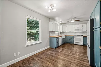 3134 Spinnaker Dr, Longmont, CO 80503 - Photo 10