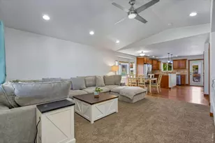 565 Pyramid Peak St, Berthoud, CO 80513 - Photo 6