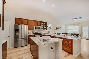 537 Peregrine Cir, Longmont, CO 80504 - Photo 10