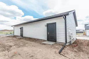 947 Trumpet Ln, Windsor, CO 80550 - Photo 38
