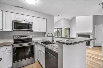 844 S Vance St #F, Lakewood, CO 80226 - Photo 2